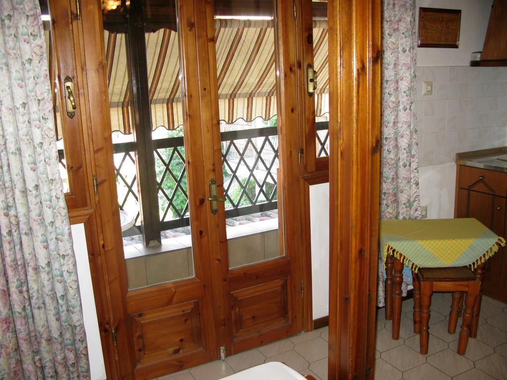 Apartments Erato Neos Panteleimonas Zewnętrze zdjęcie